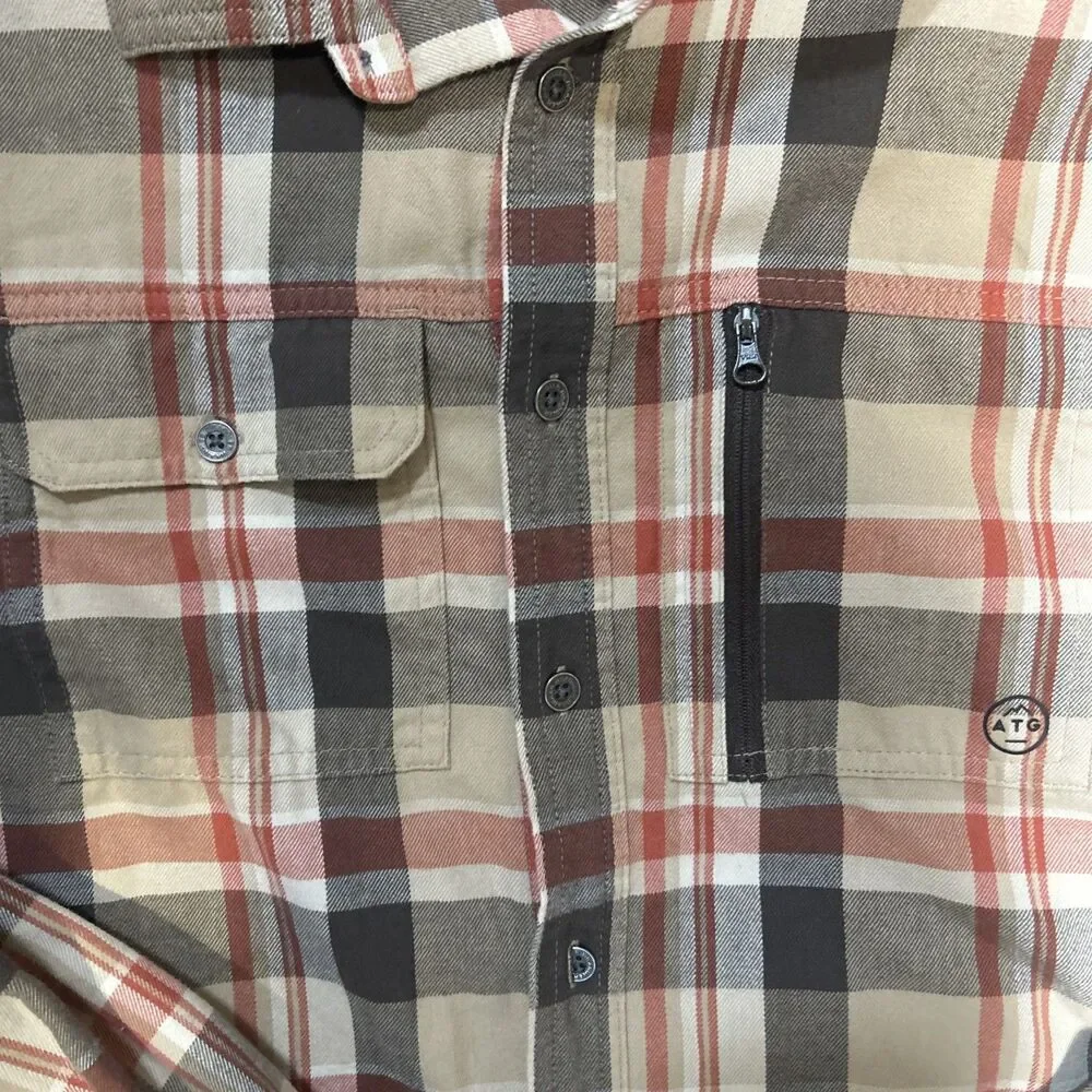 Wrangler ATG Shirt Mens Large Brown Plaid Button Up Flannel Cotton Blend Elbow